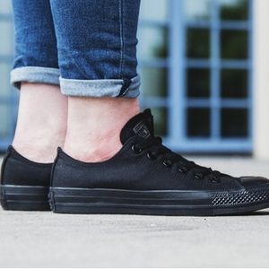 Converse Chuck Taylor All-Star low top